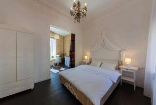 Апартаменты BestKievApartment Киев Дизайнерские апартаменты-студио - на ул. Владимирская, 7-4